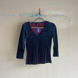 Guess Navy Velvet 3/4 Sleeve Top